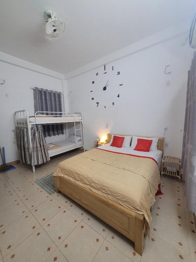 Saigon Cozy House & Coffee Hostel Ho Si Minh-város Kültér fotó